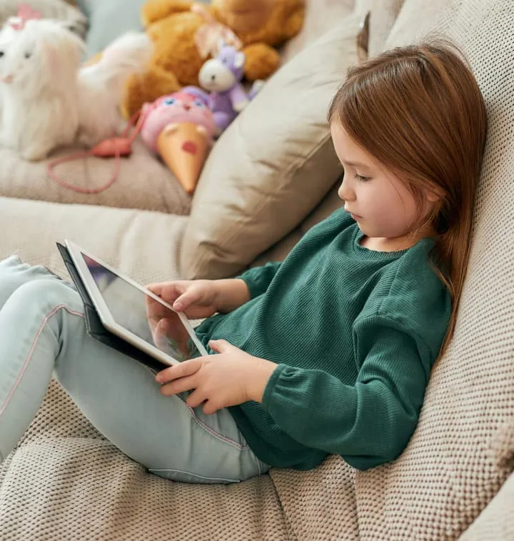 Une étude alerte sur les dangers des jouets de bain pour les