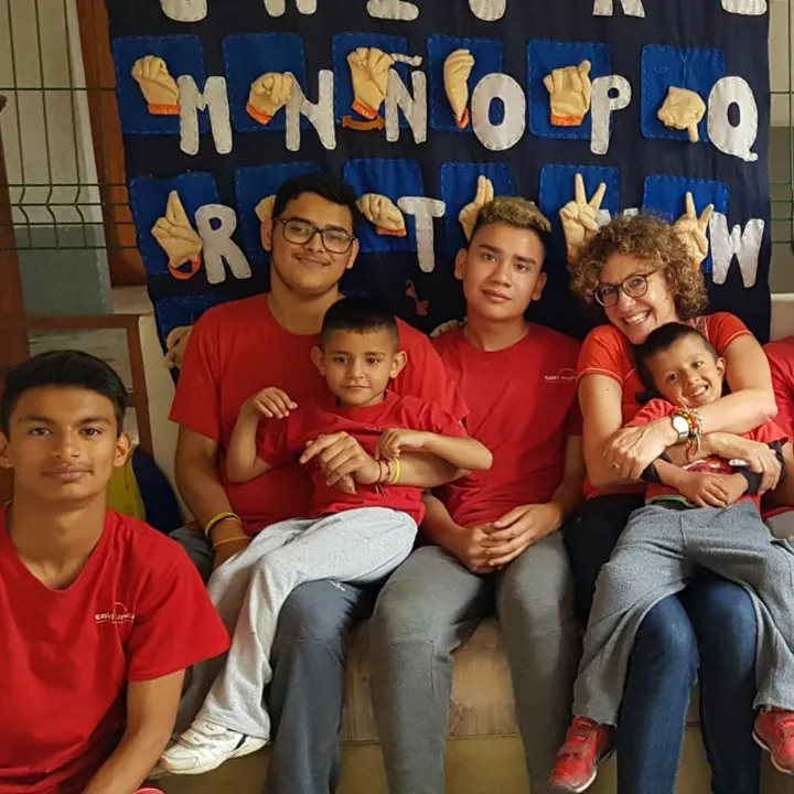 Groupe d'enfants de l'institut Taki Mundo au Mexique