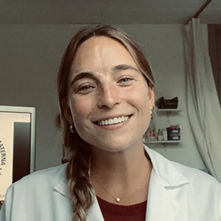 Lourdes BENLLIURE SALAÑER