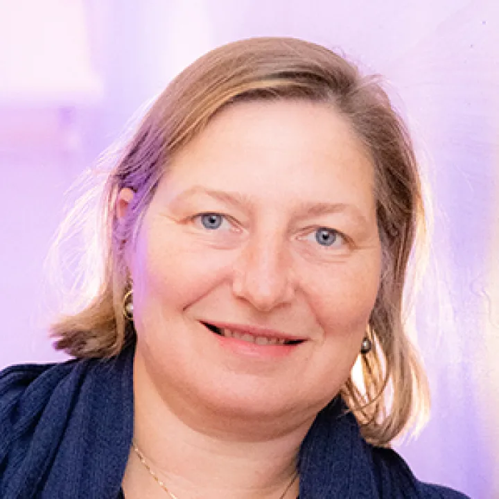 Sylvie VIAUX SAVELON